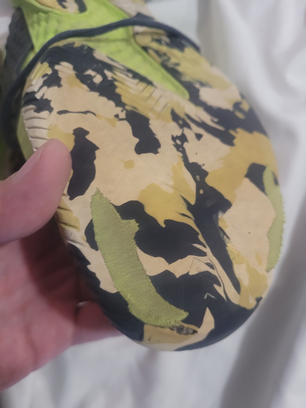 Trashed Shoes - Picture 3 of 14